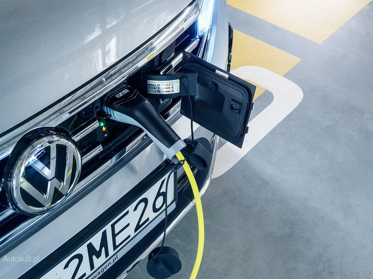 Volkswagen słono zapłaci za przekroczenie limitu emisji CO2. Takich firm będzie więcej