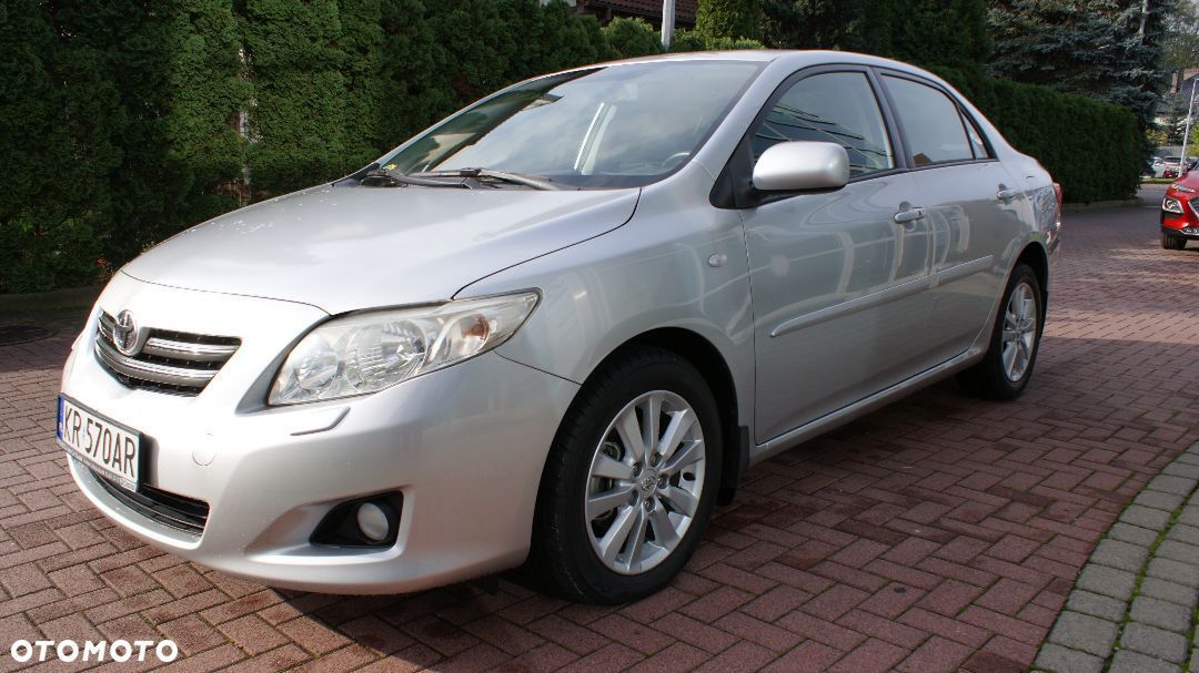 Toyota Corolla 1.6 za 54 900 zł
