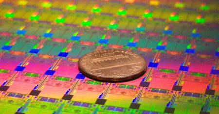 Intel chce przejąć giganta technologicznego – kwota transakcji szokuje