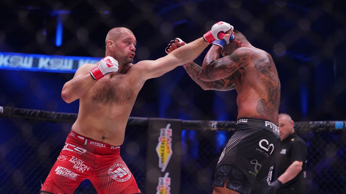 Materiały prasowe / kswmma.com / Na zdjęciu: walka Zawada - Silva