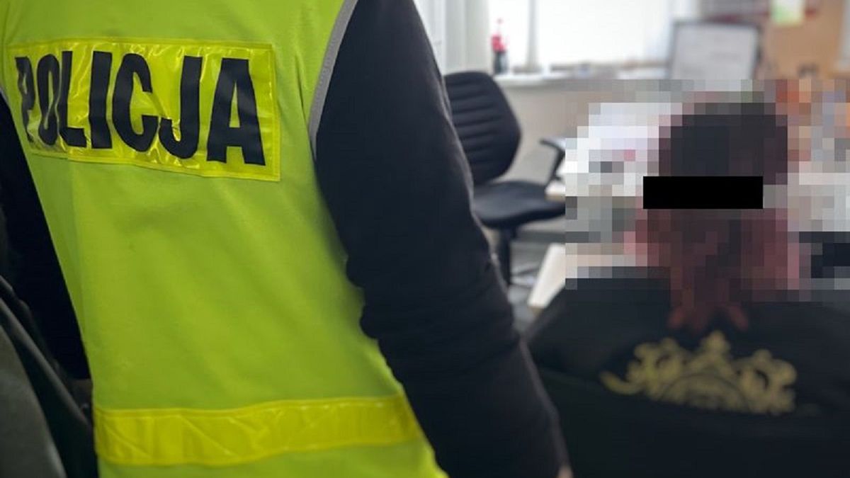 Kobieta ukradła perfumy i ugryzła sprzedawczynię. 