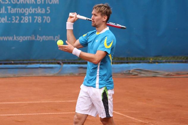 Mateusz Kowalczyk był bliski wygrania seta z najwyżej rozstawionym zawodnikiem w Bytomiu (foto: Robert Baran)