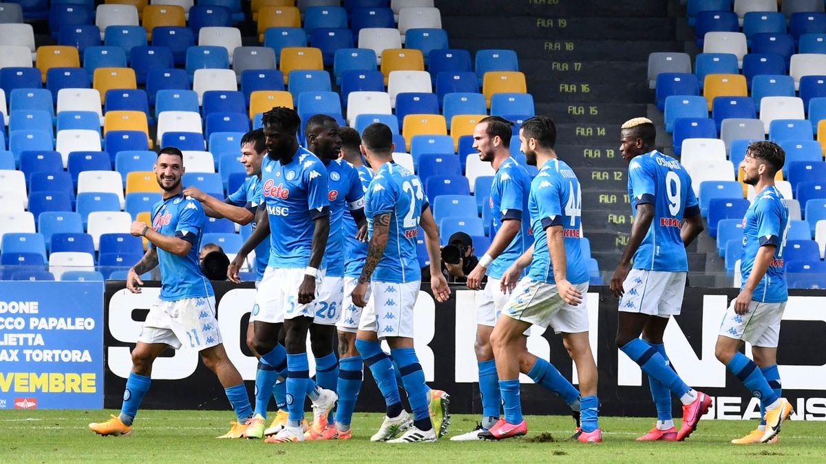 Zdjęcie okładkowe artykułu: PAP/EPA / CIRO FUSCO / Na zdjęciu: radość piłkarzy SSC Napoli