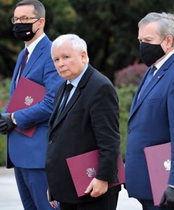 Zaprzysiężenie rządu. Jarosław Kaczyński jako jedyny bez rękawiczek. Ale to nie wszystko