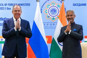 Rosja nie może wydać części pieniędzy za ropę. Siergiej Ławrow: mamy problem