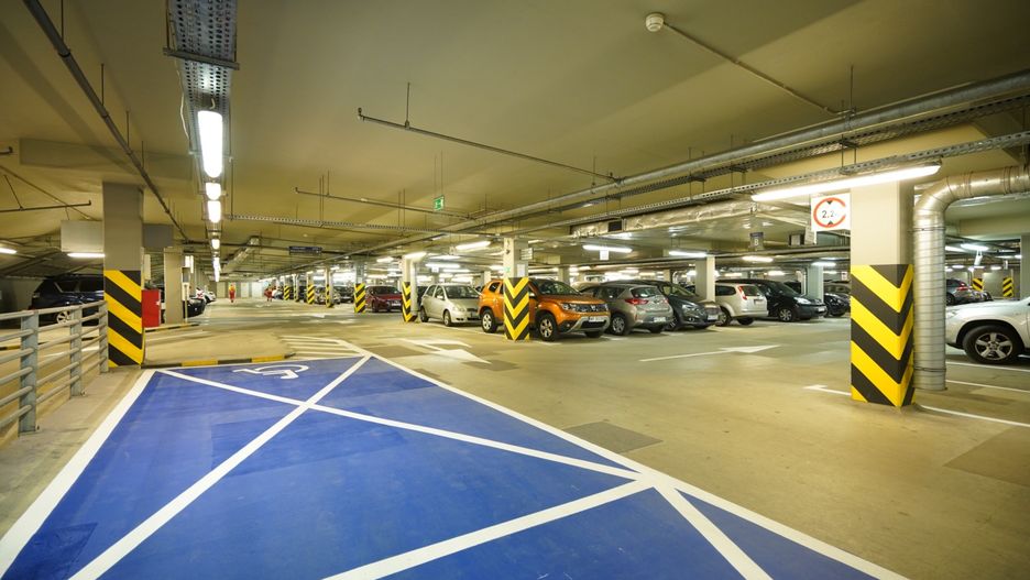 Warszawa. Parking pod pl. Krasińskich został wyremontowany