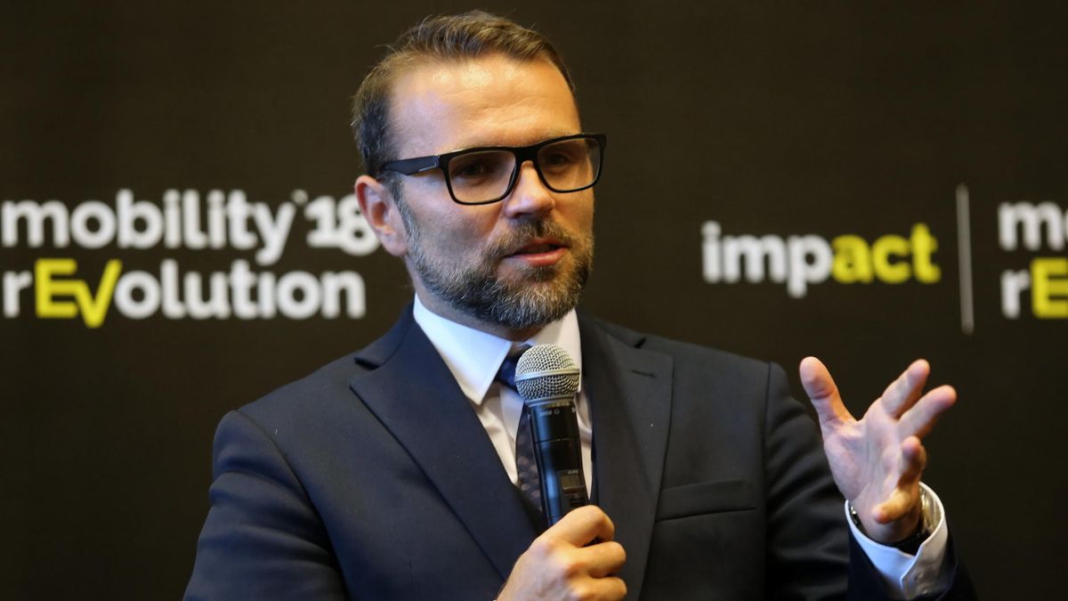 Dr Jacek Bartosiak jest członkiem zespołu doradczego pełnomocnika rządu ds. Centralnego Portu Komunikacyjnego i specjalistą od geopolityki.