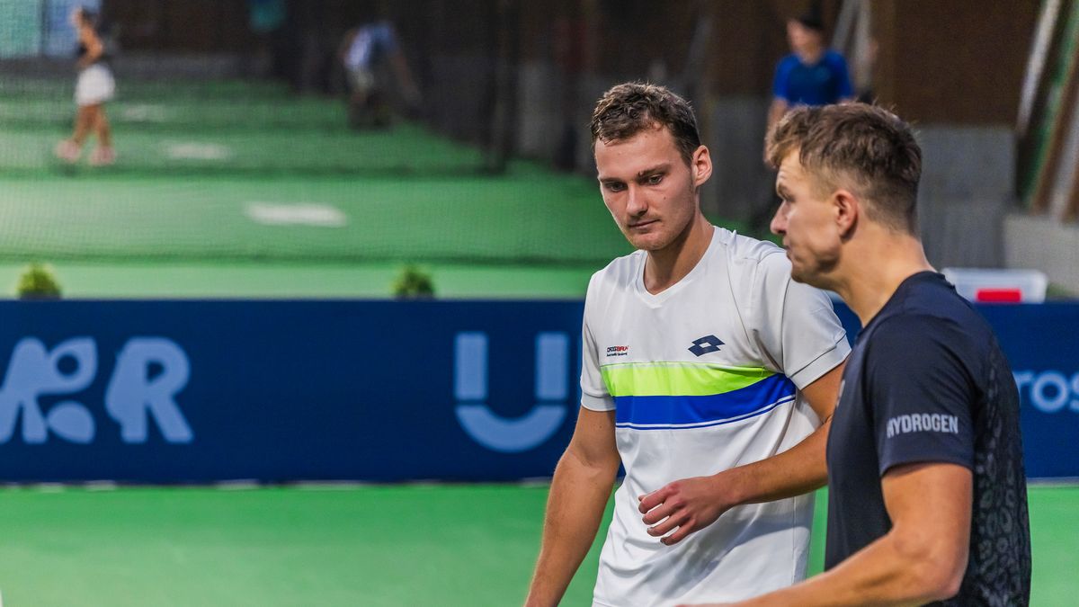 Materiały prasowe / FPtenis / Na zdjęciu: Piotr Matuszewski i Karol Drzewiecki