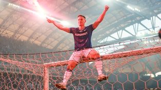Pomocnik Lecha Poznań już po zabiegu. "Niebawem wracam". Ile meczów może stracić?