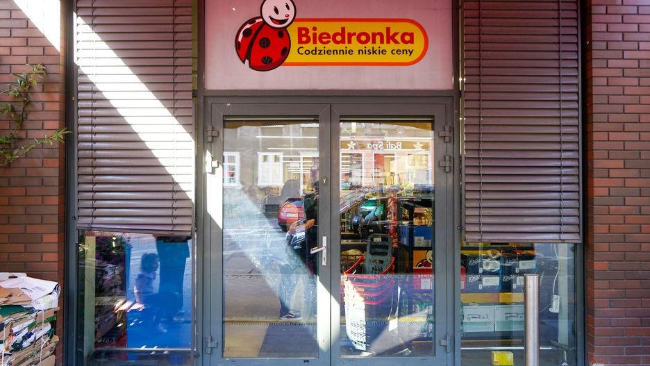 Niedziele handlowe luty 2025