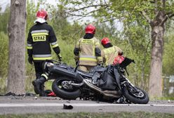 Wypadek pod Kętrzynem. Motorowerzysta zginął na miejscu. Nie miał kasku