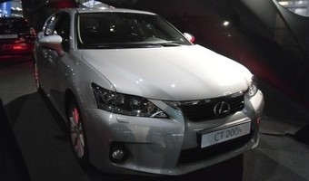 Lexus CT 200h odsonity podczas Motor Show 2011