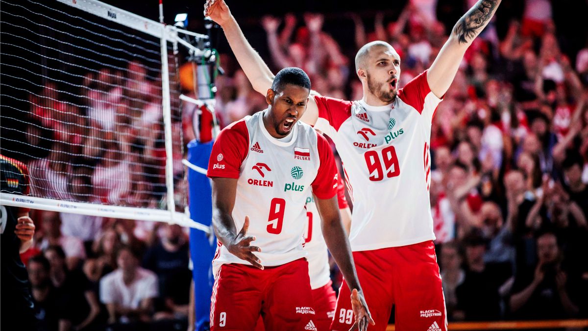 Materiały prasowe / FIVB / Wilfredo Leon i Norbert Huber w czasie meczu Polska - Niemcy w Lidze Narodów 2023