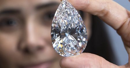 Dom aukcyjny Christie's wystawi na sprzedaż ponad 100-karatowy diament