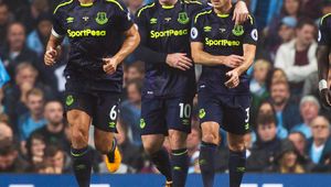 Liga Europy: mocny atak na Everton. Jacek Góralski śladem Tomasza Kędziory