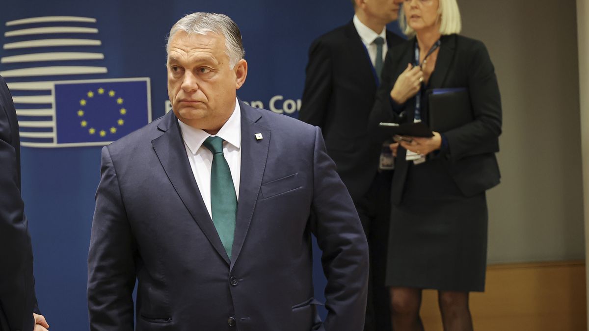 Prime Minister of Hungary Viktor Orbán at the European Council during the second day of the summit. The Hungarian PM Viktor Orban as seen at the Round Table with the European Leaders before the meeting. The summit of the EU leaders led to the collective agreement and conclusions about the Ukraine Russia conflict and the escalating aggression including food security, the critical infrastructure such as the Nord Stream pipelines, about the energy crisis and the economy with measures and proposals for lower energy prices, for a joint gas purchase proposal and about the external relations of the European Union. Brussels, Belgium on October 21, 2022 (Photo by Nicolas Economou/NurPhoto via Getty Images)