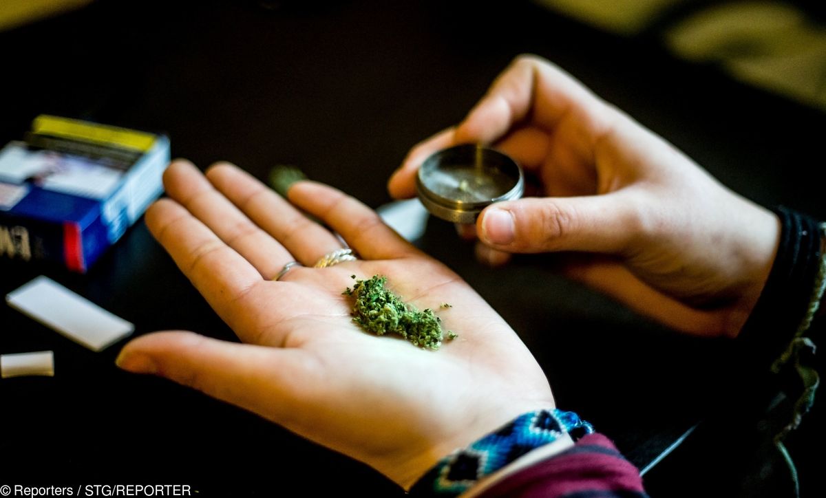 Wielka Brytania: Medyczna marihuana już dostępna w aptekach