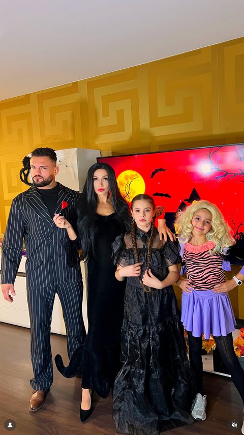 Eliza Trybała z córkami