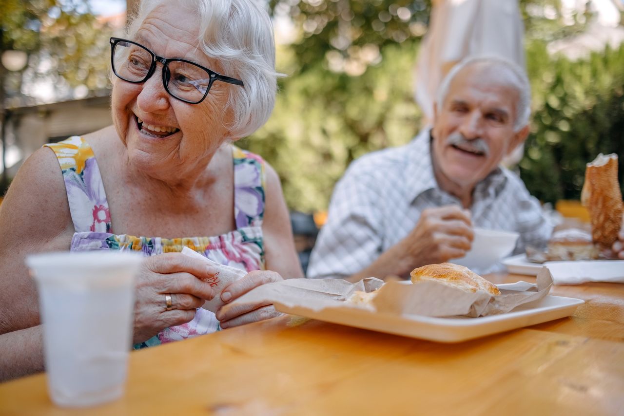 Ta zmiana w diecie może chronić przed demencją. Sprawdza się nawet u seniorów