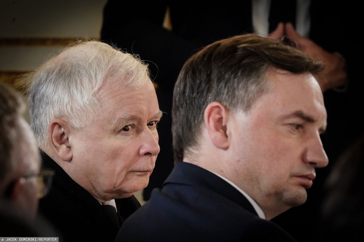 Jarosław Kaczyński oraz Zbigniew Ziobro rozmawiają w siedzibie partii przy ul. Nowogrodzkiej