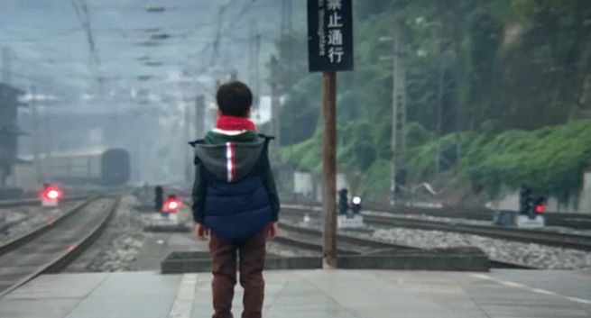 Poruszającą opowieścią o tęsknocie i miłości matki do syna Apple promuje iPhone X w Chinach (wideo)