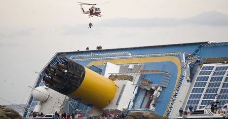 Tyrystyka we Włoszech. Krach na wyspie Giglio, gdzie stoi Costa Concordia