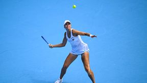 Magda Linette poznała rywalkę. Ograła jej partnerkę deblową