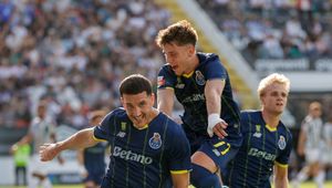 Porto coraz bliżej tytułu. Świetny mecz Pietuszewskiego