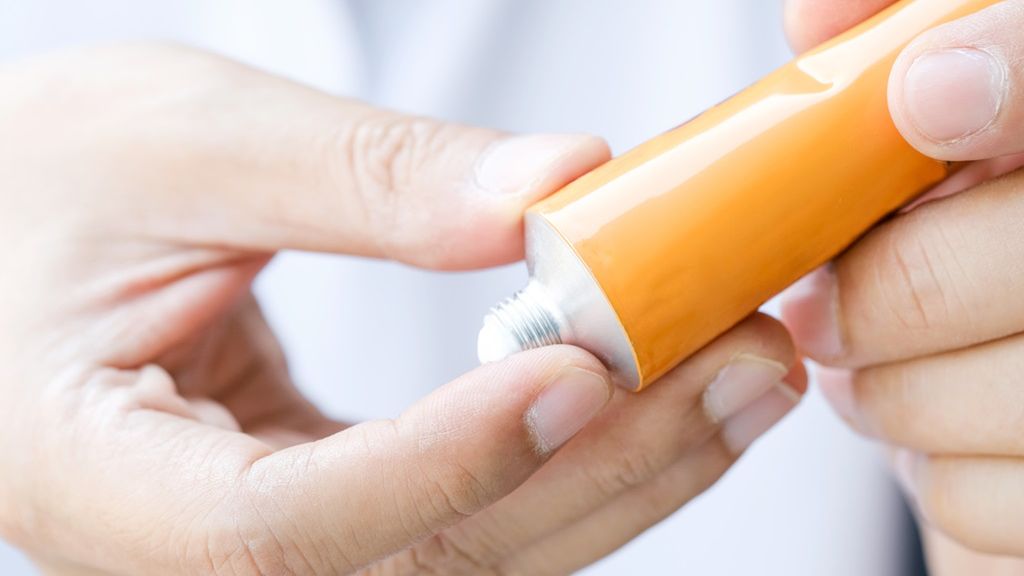 Maść majerankowa to skuteczny sposób na katar u niemowląt i małych dzieci