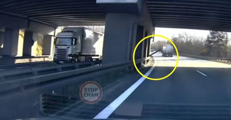 Taki widok na S1. Natychmiast odbił. Nagranie obiega sieć