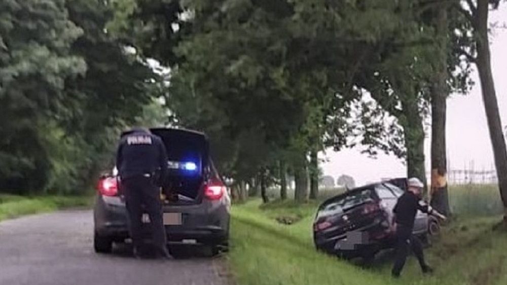 Pijana kobieta przewoziła seatem 11-letnie dziecko