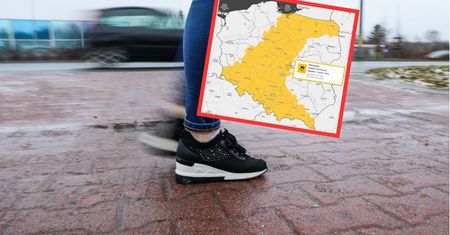 Żółty alert IMGW. Uważaj na drodze i na chodniku