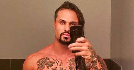 Gwiazdor reality show oskarżony o morderstwo. Sam wezwał policję