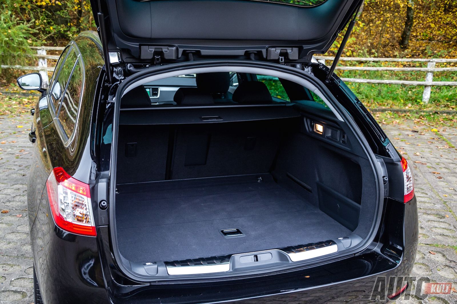 Nowy Peugeot 508 SW 2,0 HDI A6 (AM3) Active - pierwsza jazda [galeria] 17