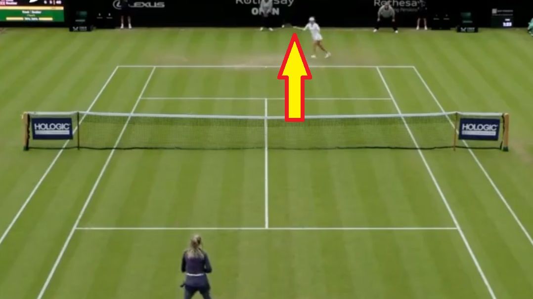 Twitter / WTA / Na zdjęciu: uderzenie Magdaleny Fręch