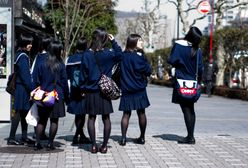 Rodzice uczniów zszokowani. Japońska szkoła każe nosić mundurki od Armaniego