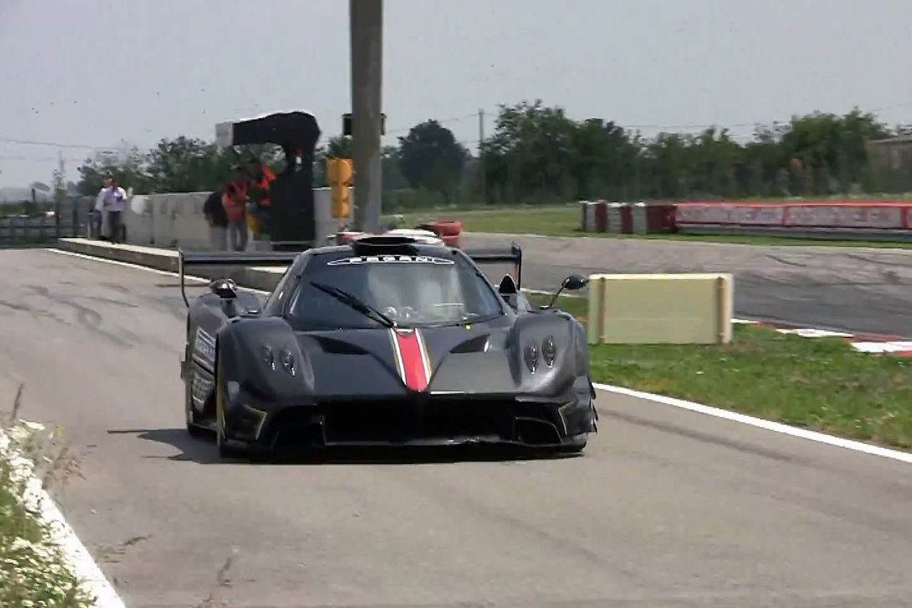 Pagani Zonda R i Zonda Revolucion na torze