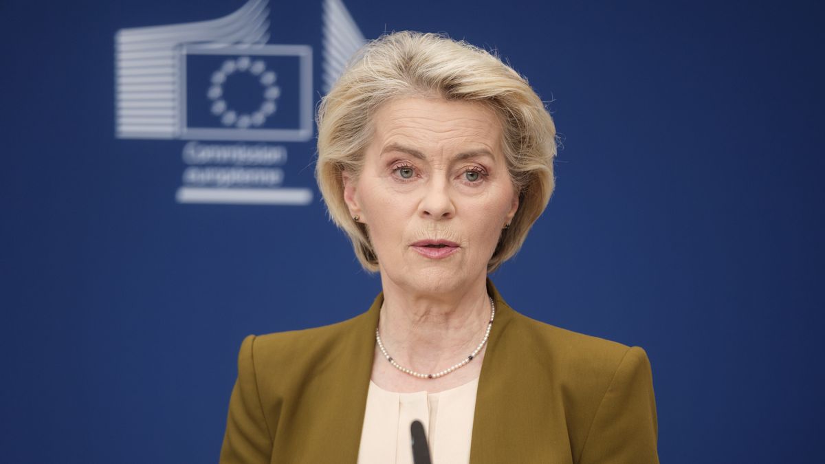 BRUSSELS, BELGIUM - JUNE 9: President of the European Commission Ursula von der Leyen talks to media in the Berlaymont, the EU Commission headquarters on June 9, 2026 in Brussels, Belgium. Today, Ursula von der Leyen addressed the critical need to secure long-term financing for Ukraine's recovery and defense in the face of Russia's ongoing aggression. She emphasized the European Union's commitment to providing sustained financial support to ensure Ukraine's resilience and future stability against Russian threats. (Photo by Thierry Monasse/Getty Images)