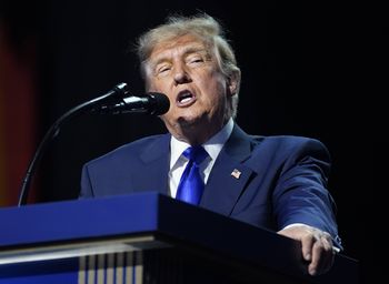 Trump obiecuje każdemu 5 tys. dol. Jeśli jego partia wygra wybory