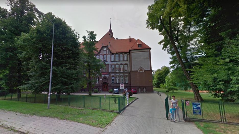 Koronawirus w Polsce. COVID-19 w szkołach w Legnicy i powiecie. Dwie placówki zamknięte