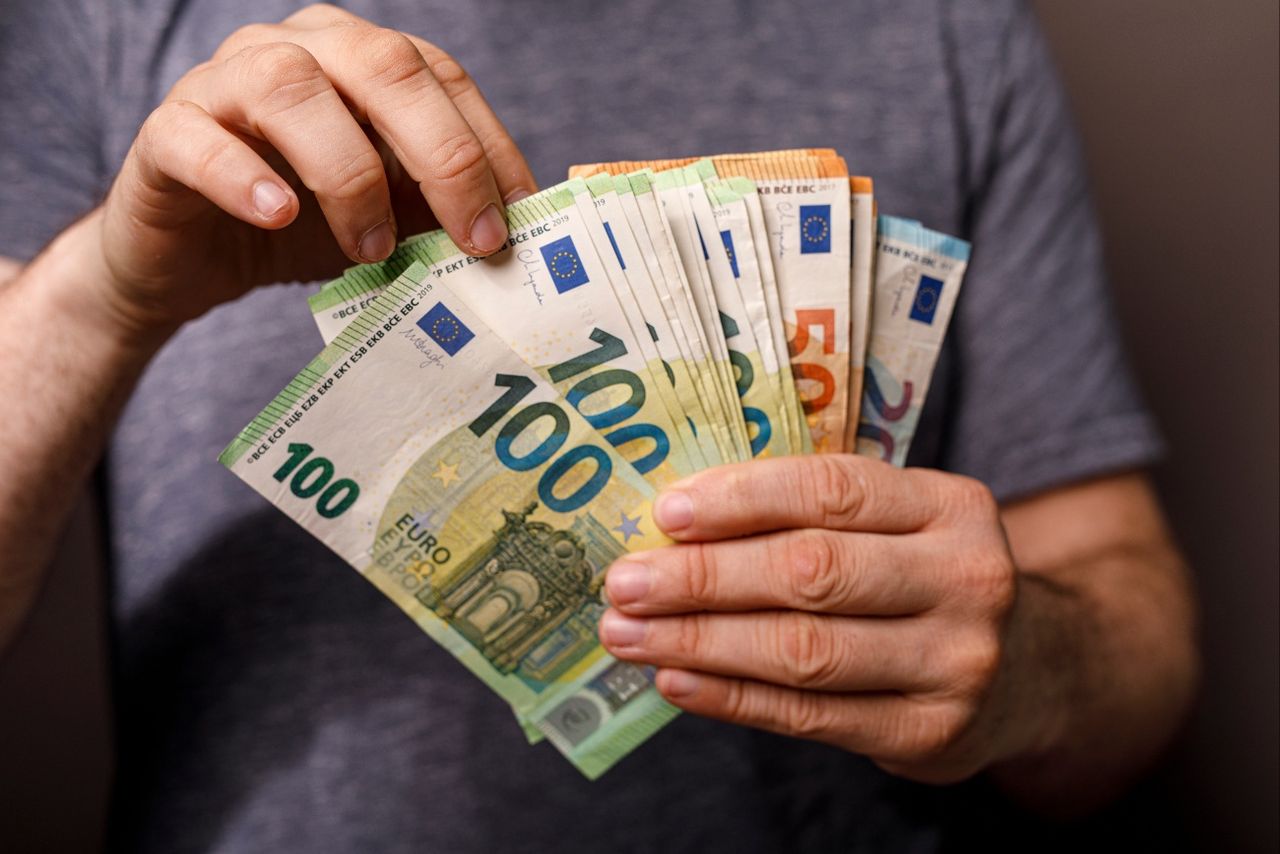 Te kraje szukają Polaków do pracy. Płacą w w przeliczeniu 21 tys. zł