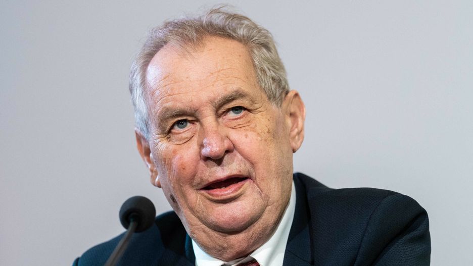 arch46Czech President Milos Zeman gives a joint press conference with his Austrian counterpart in Vienna on June 10, 2021. (Photo by GEORG HOCHMUTH / APA / AFP) / Austria OUTGEORG HOCHMUTH