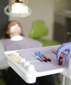 Turystyka dentystyczna Polaków. Tu jeżdżą po plomby za 50 zł