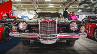 Auto Elvisa, kombajn na 400 km i licytacje od 1 zł. Oto ciekawostki 10. Retro Motor Show