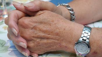 Podszyli się pod wnuczkę i policjantkę. Plany pokrzyżowała seniorka