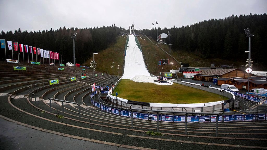 Getty Images / Matej Divizna/Bongarts / Na zdjęciu: Vogtland Arena w Klingenthal