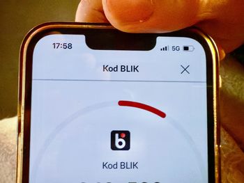 Nowa metoda oszustów. "Omyłkowe" przelewy blikiem