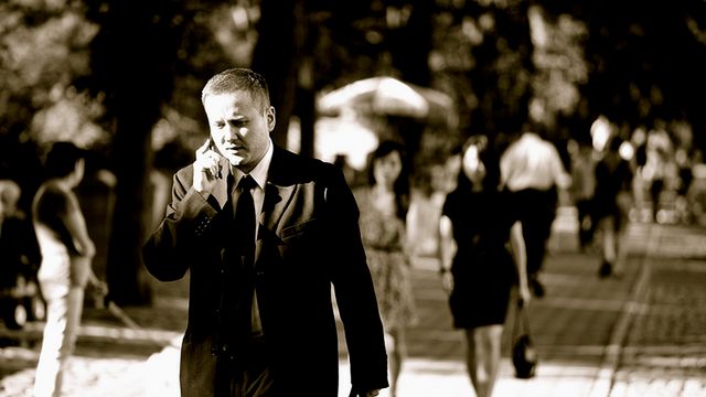 Globalne telekonferencje w T-Mobile, bonusy w Orange i Oswajacz Internetowy w Plusie 1