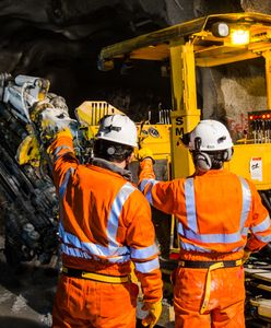 Rząd zdecydował. Dostaną po pięć lat urlopu i 170 tys. zł odprawy