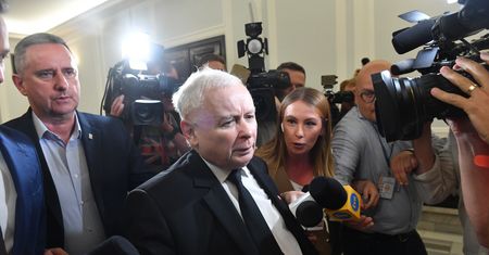 PiS szuka winnych. Politycy nieoficjalnie przyznają